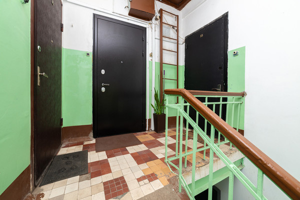 Продам двухкомнатную (2-комн.) квартиру, Садовый (Львовский мкр.) проезд, 8, Подольск г