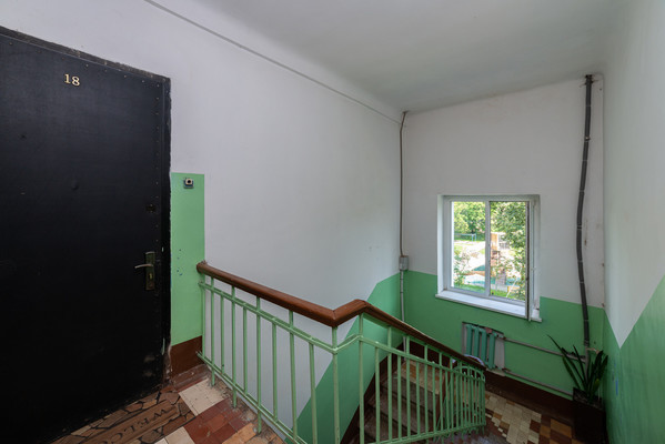 Продам двухкомнатную (2-комн.) квартиру, Садовый (Львовский мкр.) проезд, 8, Подольск г