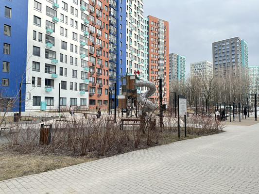 Продам трехкомнатную (3-комн.) квартиру, Скандинавский б-р, 12, Сосенское п