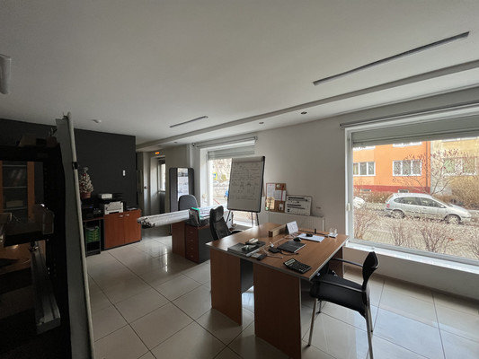 Сдам коммерческое помещение 81,9 м2, К.Маркса ул, 85, Калининград г