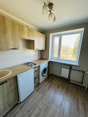 Продам двухкомнатную (2-комн.) квартиру, Калининградский пр-кт, 88, Светлогорск г