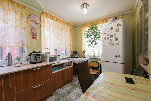 Продам дом, Орджоникидзе ул, 58, Батайск г, 0 км от города