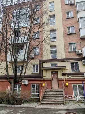 Продам трехкомнатную (3-комн.) квартиру, Казахская ул, 153, Ростов-на-Дону г