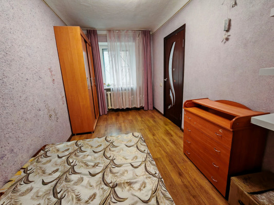 Продам трехкомнатную (3-комн.) квартиру, Казахская ул, 153, Ростов-на-Дону г