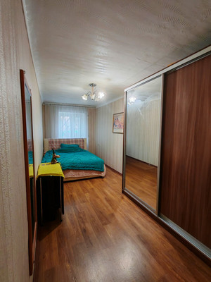 Продам трехкомнатную (3-комн.) квартиру, Казахская ул, 153, Ростов-на-Дону г