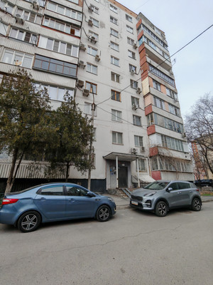 Продам трехкомнатную (3-комн.) квартиру, Тельмана ул, 4, Ростов-на-Дону г