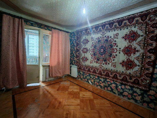 Продам трехкомнатную (3-комн.) квартиру, Тельмана ул, 4, Ростов-на-Дону г