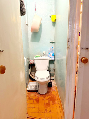 Продам трехкомнатную (3-комн.) квартиру, Таганрогская ул, 139/4, Ростов-на-Дону г