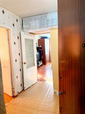 Продам трехкомнатную (3-комн.) квартиру, Таганрогская ул, 139/4, Ростов-на-Дону г