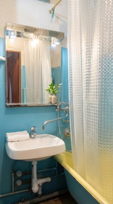 Продам двухкомнатную (2-комн.) квартиру, Дзержинского пр-кт, 185, Новороссийск г