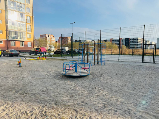 Продам однокомнатную (1-комн.) квартиру, Рижский б-р, 7, Гурьевск г