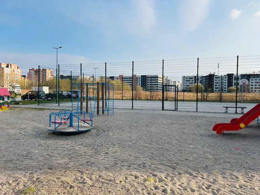 Продам однокомнатную (1-комн.) квартиру, Рижский б-р, 7, Гурьевск г