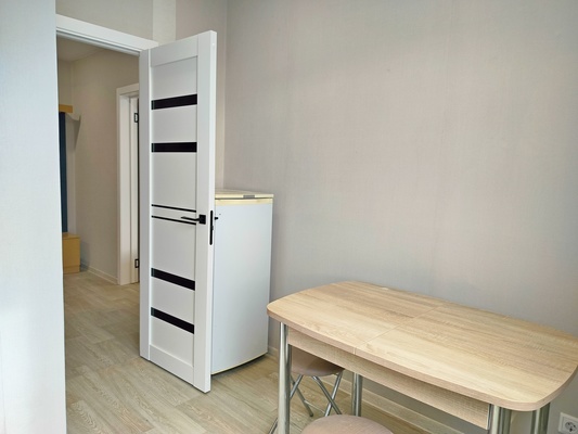 Сдам однокомнатную (1-комн.) квартиру, Санникова ул, 9к2, Москва г