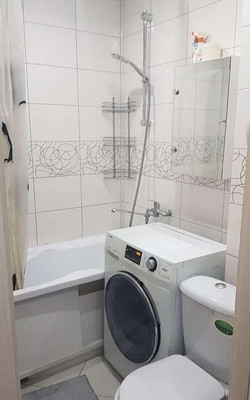 Продам двухкомнатную (2-комн.) квартиру, Каштановая аллея ул, 170, Калининград г