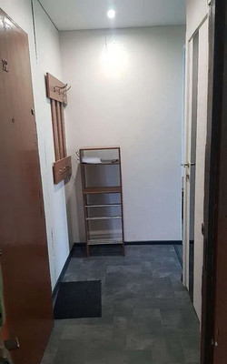 Продам двухкомнатную (2-комн.) квартиру, Каштановая аллея ул, 170, Калининград г