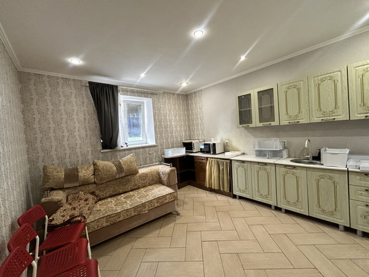 Сдам двухкомнатную (2-комн.) квартиру, Чонгарская ул, 22, Симферополь г