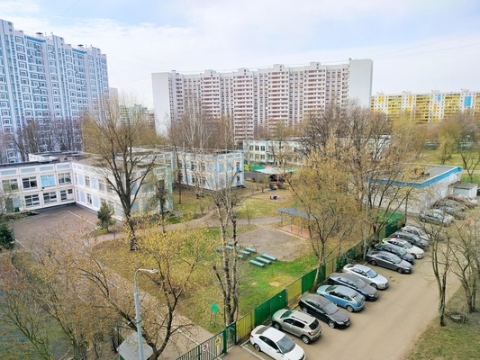 Сдам однокомнатную (1-комн.) квартиру, Санникова ул, 9к2, Москва г