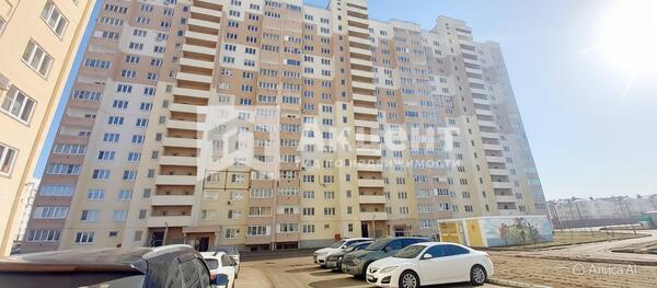 Продам трехкомнатную (3-комн.) квартиру, Рождественский мкр, 10, Иваново г