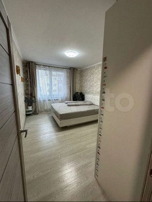 Продам двухкомнатную (2-комн.) квартиру, Сходня мкр, 33к1, Химки г