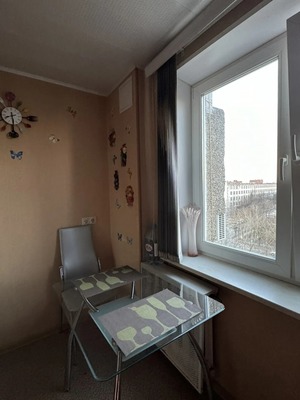 Продам однокомнатную (1-комн.) квартиру, Московская ул, 100, Чехов г