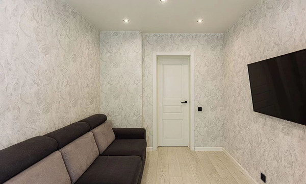 Продам двухкомнатную (2-комн.) квартиру, Черниговская ул, 62, Калининград г