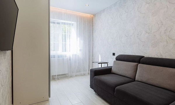 Продам двухкомнатную (2-комн.) квартиру, Черниговская ул, 62, Калининград г