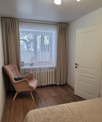 Продам двухкомнатную (2-комн.) квартиру, Ленинский пр-кт, 79, Калининград г