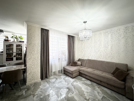 Продам двухкомнатную (2-комн.) квартиру, 26-я линия ул, 35к1, Ростов-на-Дону г