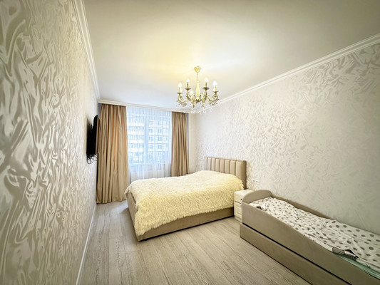 Продам двухкомнатную (2-комн.) квартиру, 26-я линия ул, 35к1, Ростов-на-Дону г