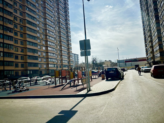 Продам двухкомнатную (2-комн.) квартиру, 26-я линия ул, 35к1, Ростов-на-Дону г