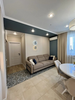 Продам трехкомнатную (3-комн.) квартиру, Жмайлова ул, 4е, Ростов-на-Дону г