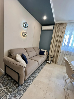 Продам трехкомнатную (3-комн.) квартиру, Жмайлова ул, 4е, Ростов-на-Дону г