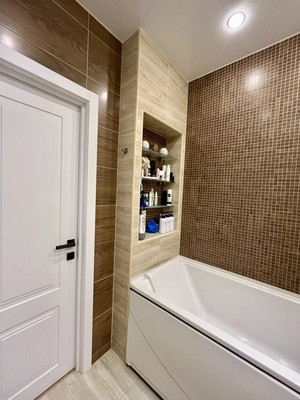 Продам трехкомнатную (3-комн.) квартиру, Жмайлова ул, 4е, Ростов-на-Дону г