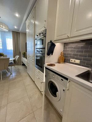 Продам трехкомнатную (3-комн.) квартиру, Жмайлова ул, 4е, Ростов-на-Дону г