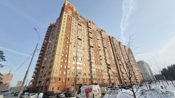 Продам однокомнатную (1-комн.) квартиру, 60 лет Победы ул, 10а, Октябрьский рп