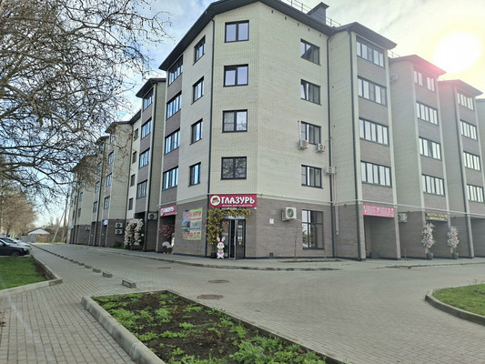 Продам двухкомнатную (2-комн.) квартиру, Октябрьская ул, 74, Тихорецк г