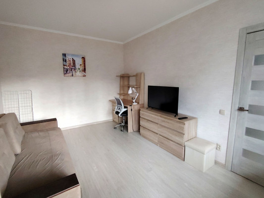 Продам однокомнатную (1-комн.) квартиру, Дубнинская ул, 28к1, Москва г