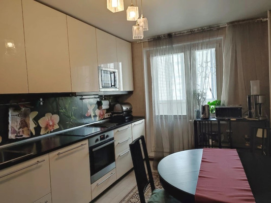 Продам двухкомнатную (2-комн.) квартиру, Героя Советского Союза В.Н.Фокина ул, 8, Видное г