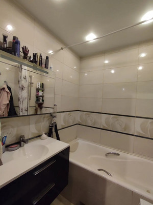 Продам двухкомнатную (2-комн.) квартиру, Героя Советского Союза В.Н.Фокина ул, 8, Видное г