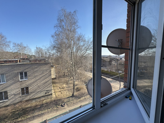 Продам трехкомнатную (3-комн.) квартиру, Лесная ул, 17, Михнево д