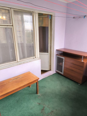 Продам трехкомнатную (3-комн.) квартиру, Героев Сталинграда ул, 11, Симферополь г