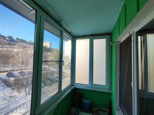 Продам трехкомнатную (3-комн.) квартиру, Героев Сталинграда ул, 35, Симферополь г