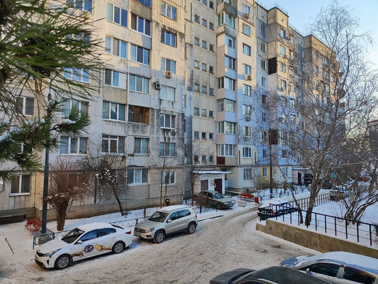 Продам трехкомнатную (3-комн.) квартиру, Героев Сталинграда ул, 35, Симферополь г