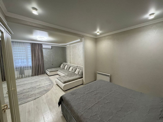 Продам двухкомнатную (2-комн.) квартиру, Эльбрусская ул, 19г, Нальчик г