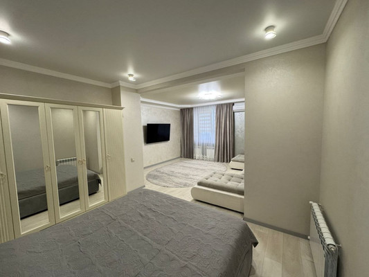 Продам двухкомнатную (2-комн.) квартиру, Эльбрусская ул, 19г, Нальчик г