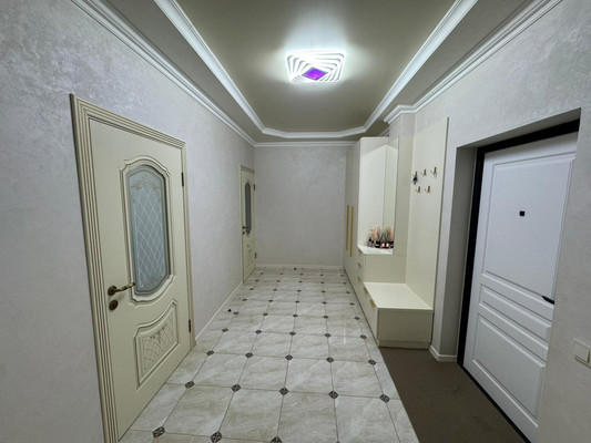 Продам двухкомнатную (2-комн.) квартиру, Эльбрусская ул, 19г, Нальчик г