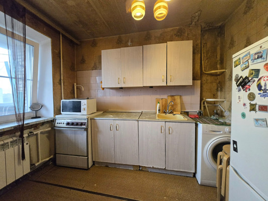 Продам однокомнатную (1-комн.) квартиру, Овражная ул, 19/22, Горки д