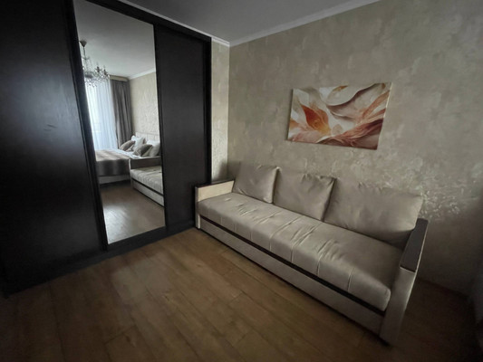 Продам однокомнатную (1-комн.) квартиру, Каширское ш, 108к1, Москва г