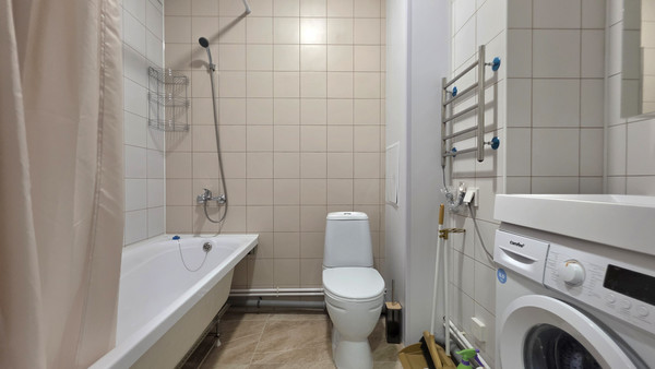 Сдам однокомнатную (1-комн.) квартиру, Старорусский пр-кт, 5к2, Шушары п