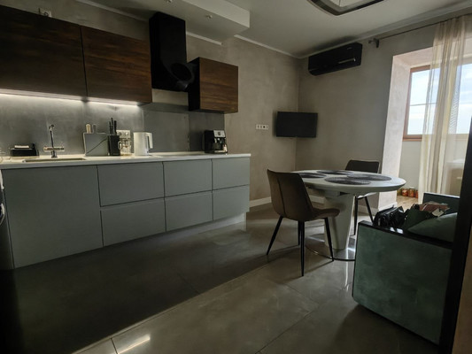 Продам двухкомнатную (2-комн.) квартиру, Южный мкр, 12, Котельники г